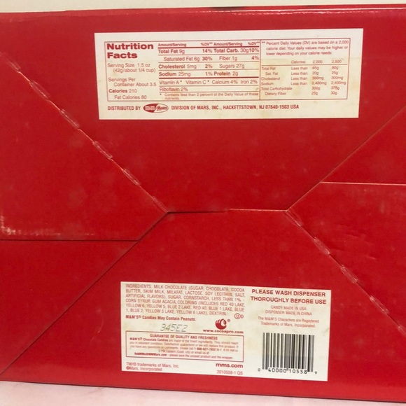 M&M Memorabilia- never out of box - Picture 5 of 6